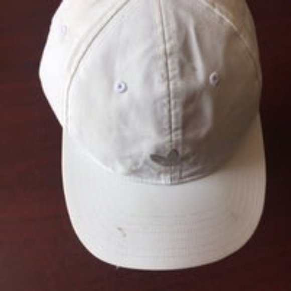 NWOT addidas cap Snap back type - Picture 2 of 7